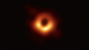 Тайны Вселенной: что происходит внутри черных дыр