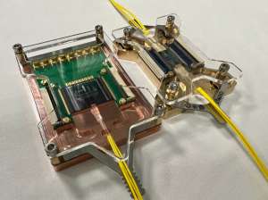НОЦ ФМН представил новую технологию создания фотонных интегральных схем