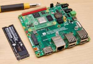 MirkoPC — «док-станция» для Raspberry Pi 4, превращающая «малинку» в полноценный ПК