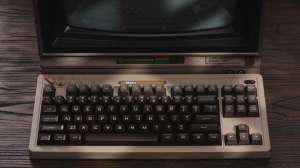 8BitDo представила механическую клавиатуру в стиле Commodore 64