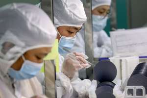 Huawei продолжает бороться с санкциями: компания собирается построить собственный завод по производству чипов