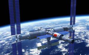 Китайская орбитальная станция «Тяньгун» столкнулась с частичной потерей энергии из-за воздействия космического мусора